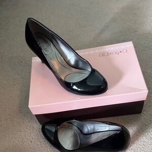 Bandolino Glossy Black Heels